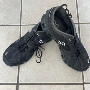 On Cloud Men’s Sneakers